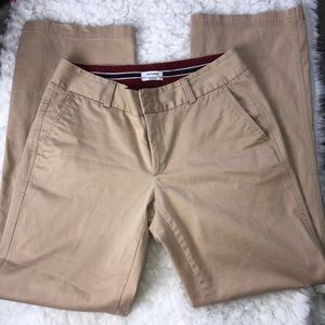 Dockers favorite fit iconic khaki size 6 med
